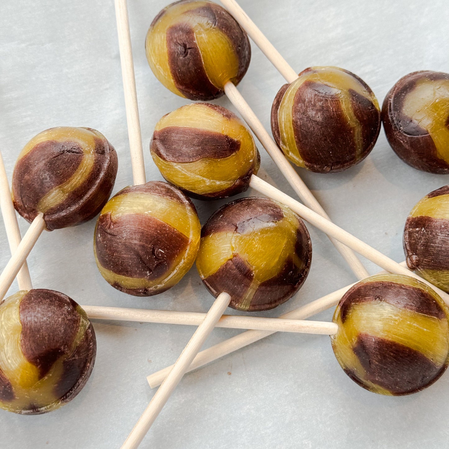 LARGE LOLLIES : ABI'S SPRING SUCKERS