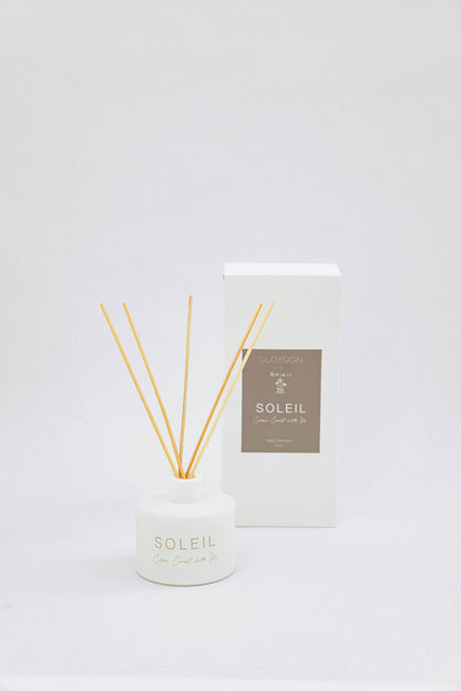 SOLEIL Three Piece Collection: Candle, Home Parfum + Reed Diffuser: GLDESIGN x FLORACO