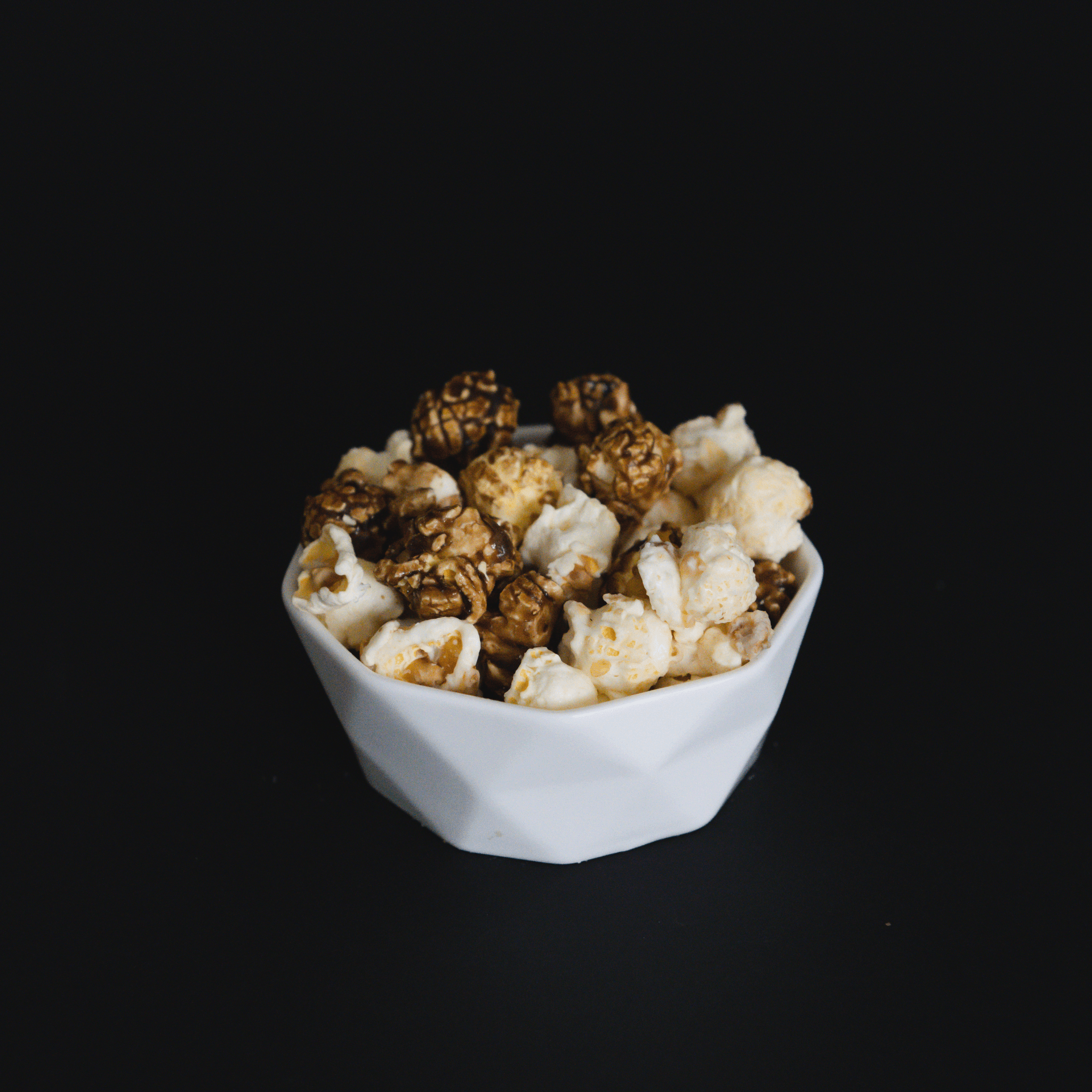 Cinnamon Roll Popcorn
