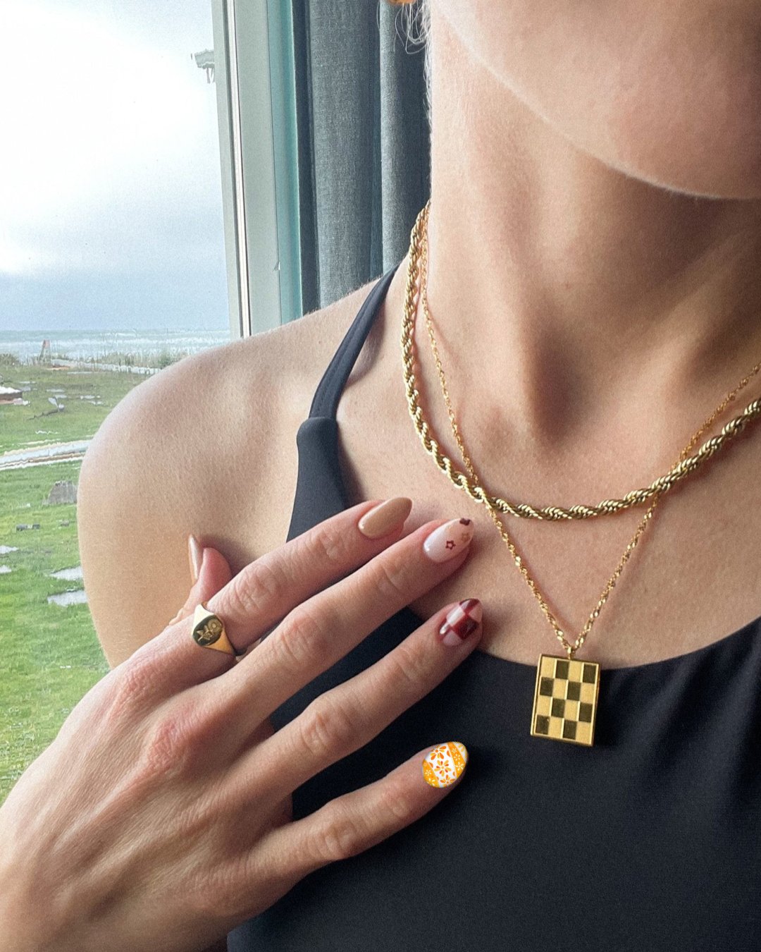 Checker Necklace