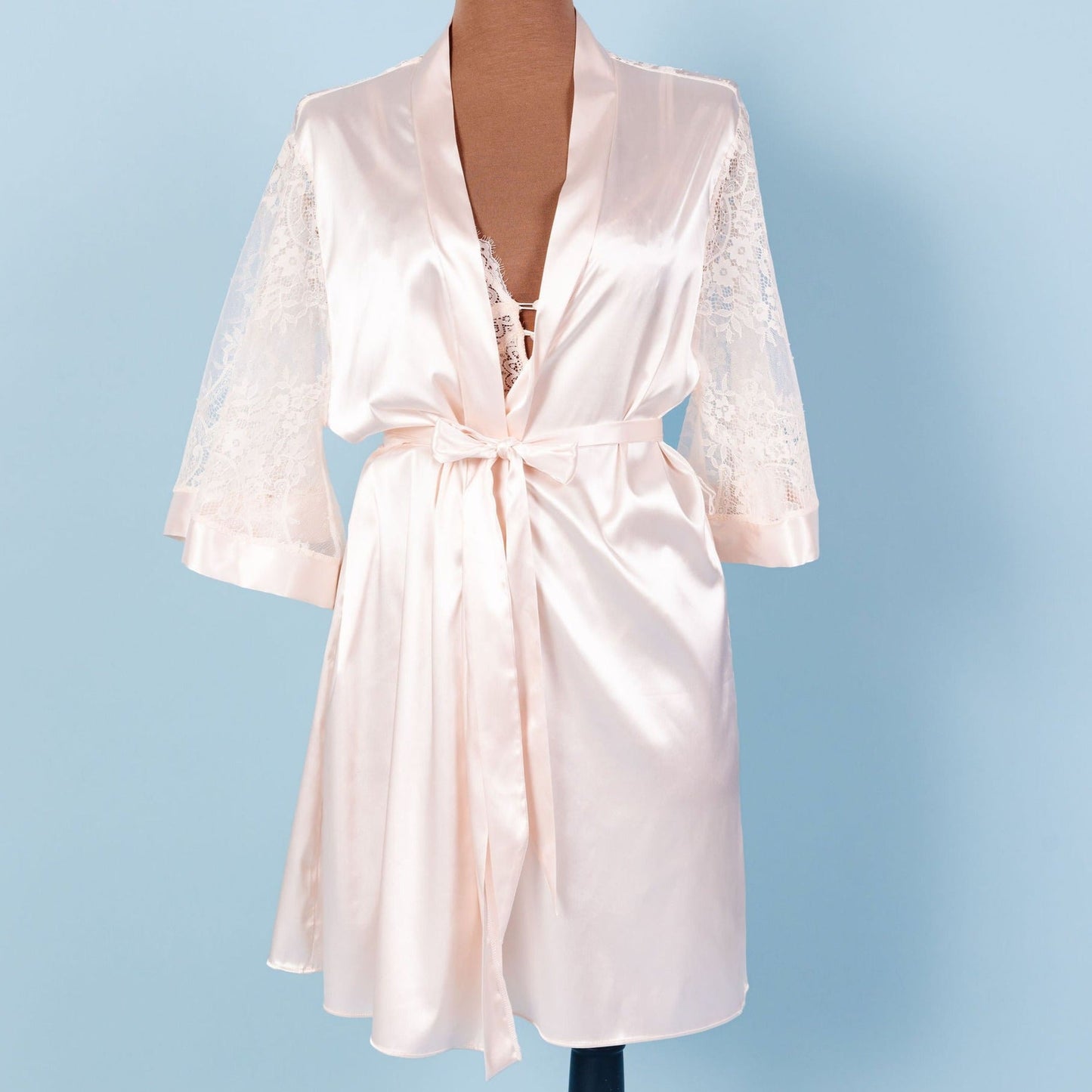 Satin & Eyelash Lace Robe - Champagne