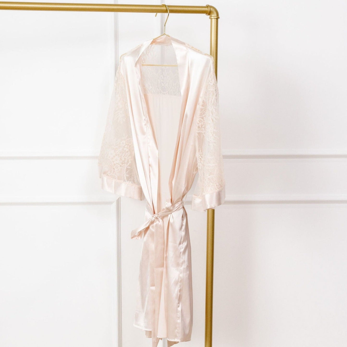 Satin & Eyelash Lace Robe - Champagne