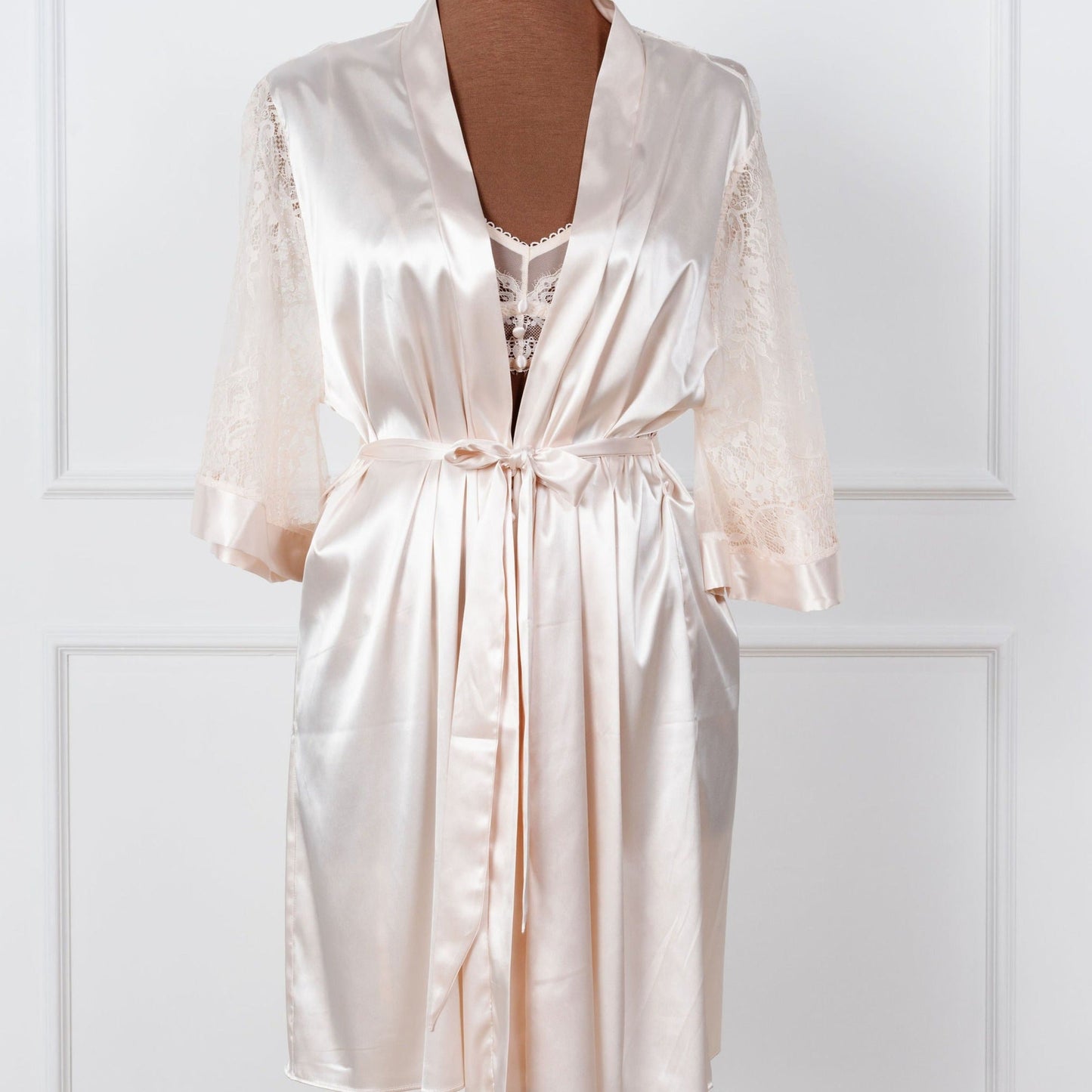 Satin & Eyelash Lace Robe - Champagne